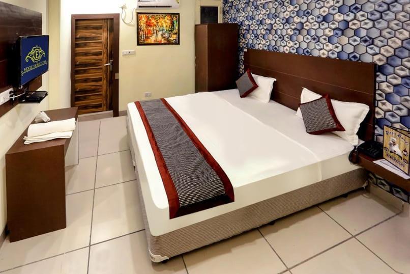 Airport Hotel Edge Home Stay Új-Delhi Kültér fotó