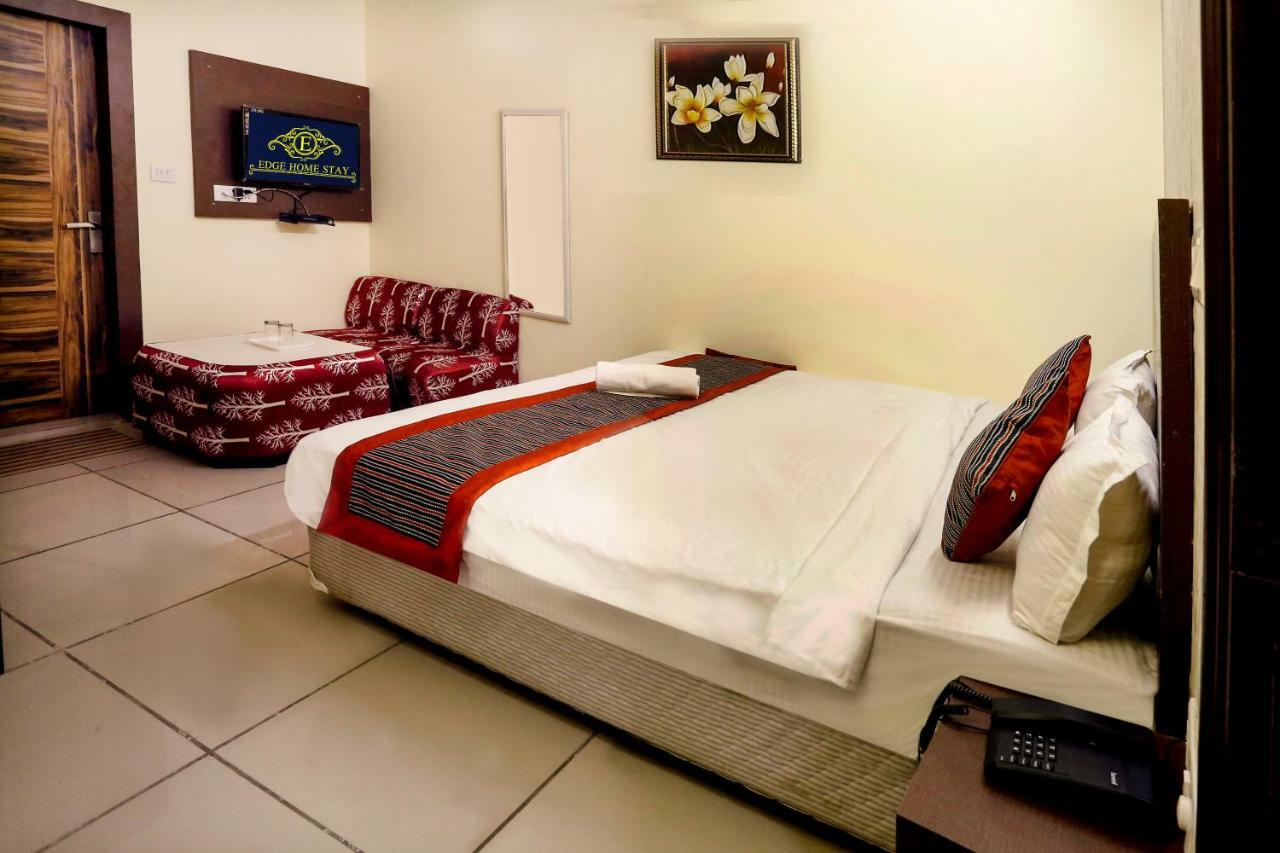 Airport Hotel Edge Home Stay Új-Delhi Kültér fotó